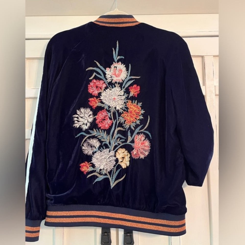 Zara Trafaluc Floral Embroidered Bomber Jacket in Crushed Velvet NWOT - Picture 5 of 9